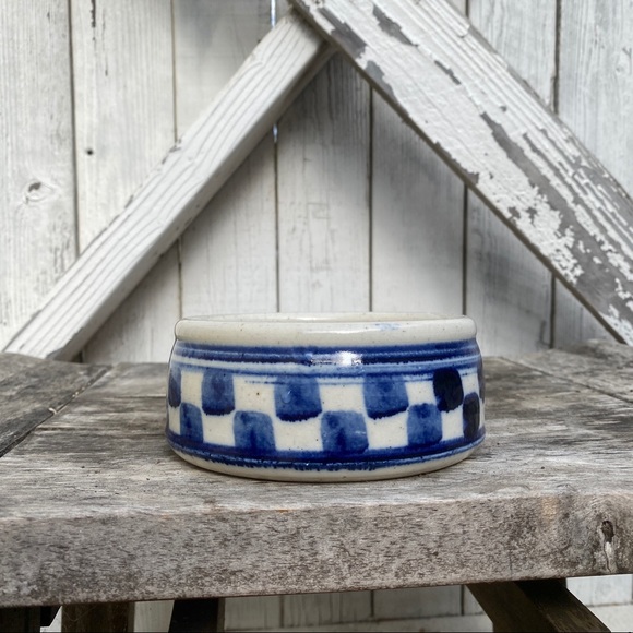 Handmade Ceramic Bowl Dog Dish Circle Catch All - Picture 6 of 6